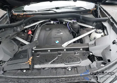 2025 BMW X7 xDrive40I from USA, damaged, VIN 5UX23EM00S9W85668